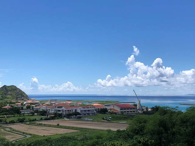 渡名喜島診療所写真